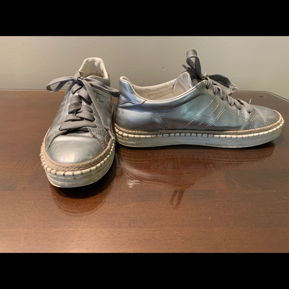 Metallic silver HOGAN sneakers - Picture 3 of 4